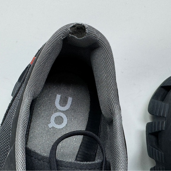 On Cloud helion running Training Shoes size 12 mens heel lining hole - Picture 5 of 15